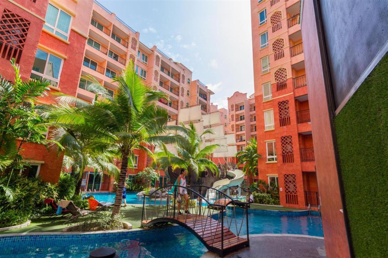 Seven Seas Resort Pattaya By Justin Pantai Jomtien Bagian luar foto