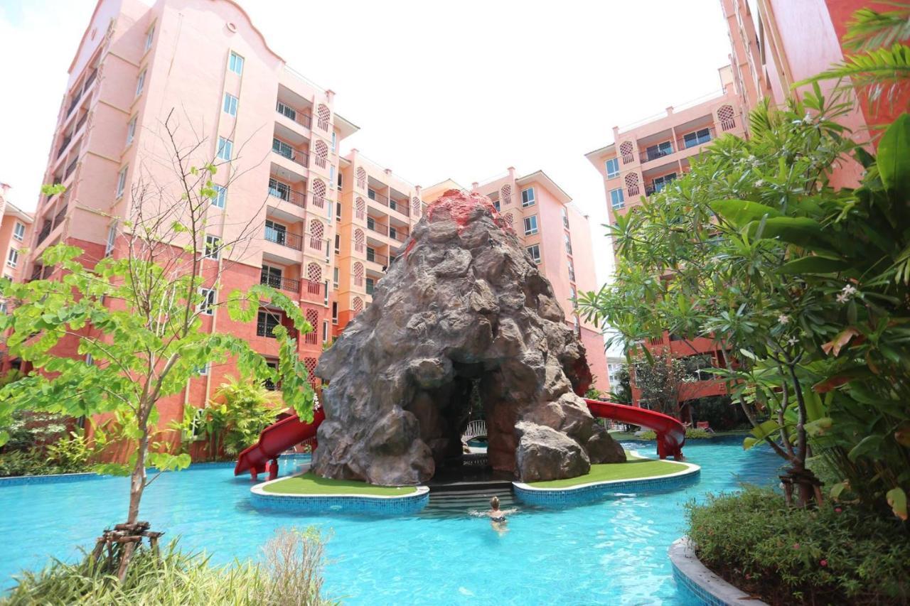 Seven Seas Resort Pattaya By Justin Pantai Jomtien Bagian luar foto