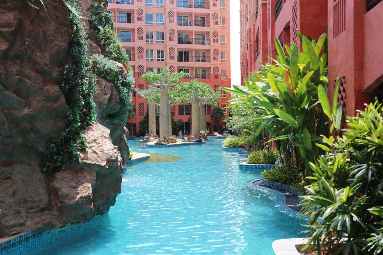 Seven Seas Resort Pattaya By Justin Pantai Jomtien Bagian luar foto
